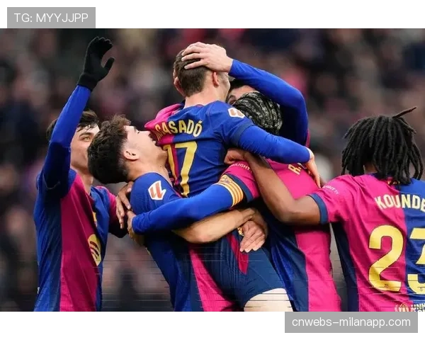 终场：十人巴萨2-1险胜马竞，莱万点射制胜